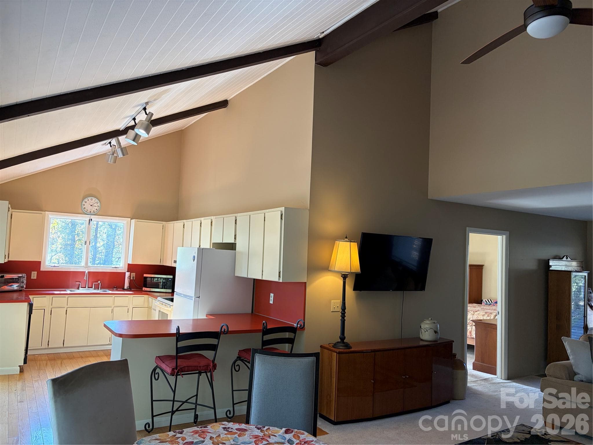 Single Family Residence at 592 Carters Ridge Road, Spruce Pine, photo 10 of 28