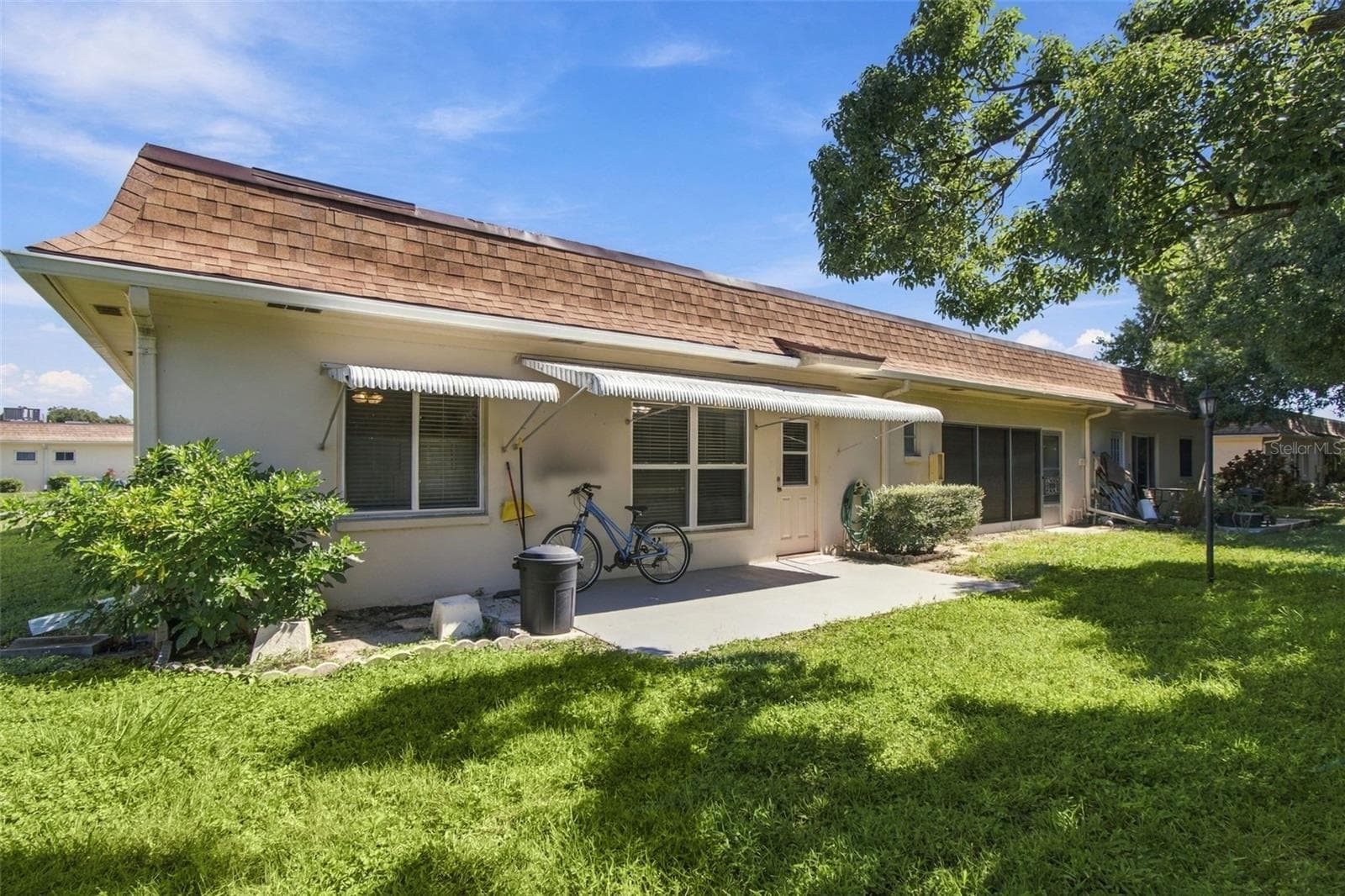 Back of the Villa - 1659 S LAKE AVE #1, CLEARWATER