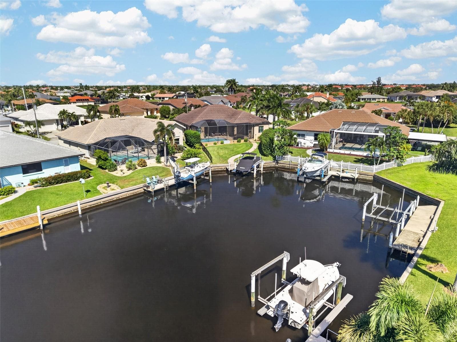Single Family Residence at 325 SEGOVIA DR, PUNTA GORDA, photo 96 of 109