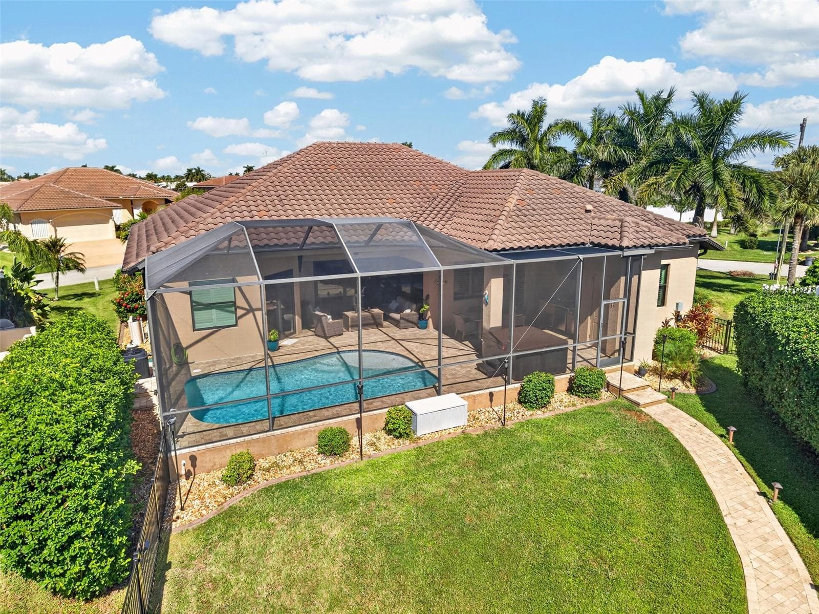 Single Family Residence at 325 SEGOVIA DR, PUNTA GORDA, photo 89 of 109