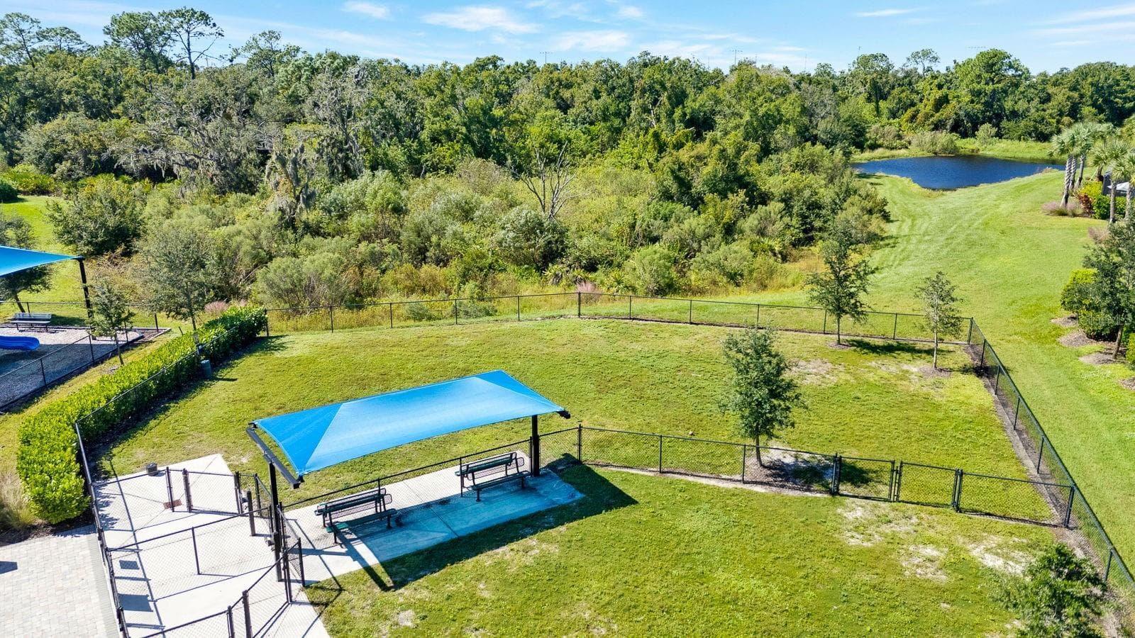 Dog parks - 16320 HIDDEN OAK LOOP, BRADENTON