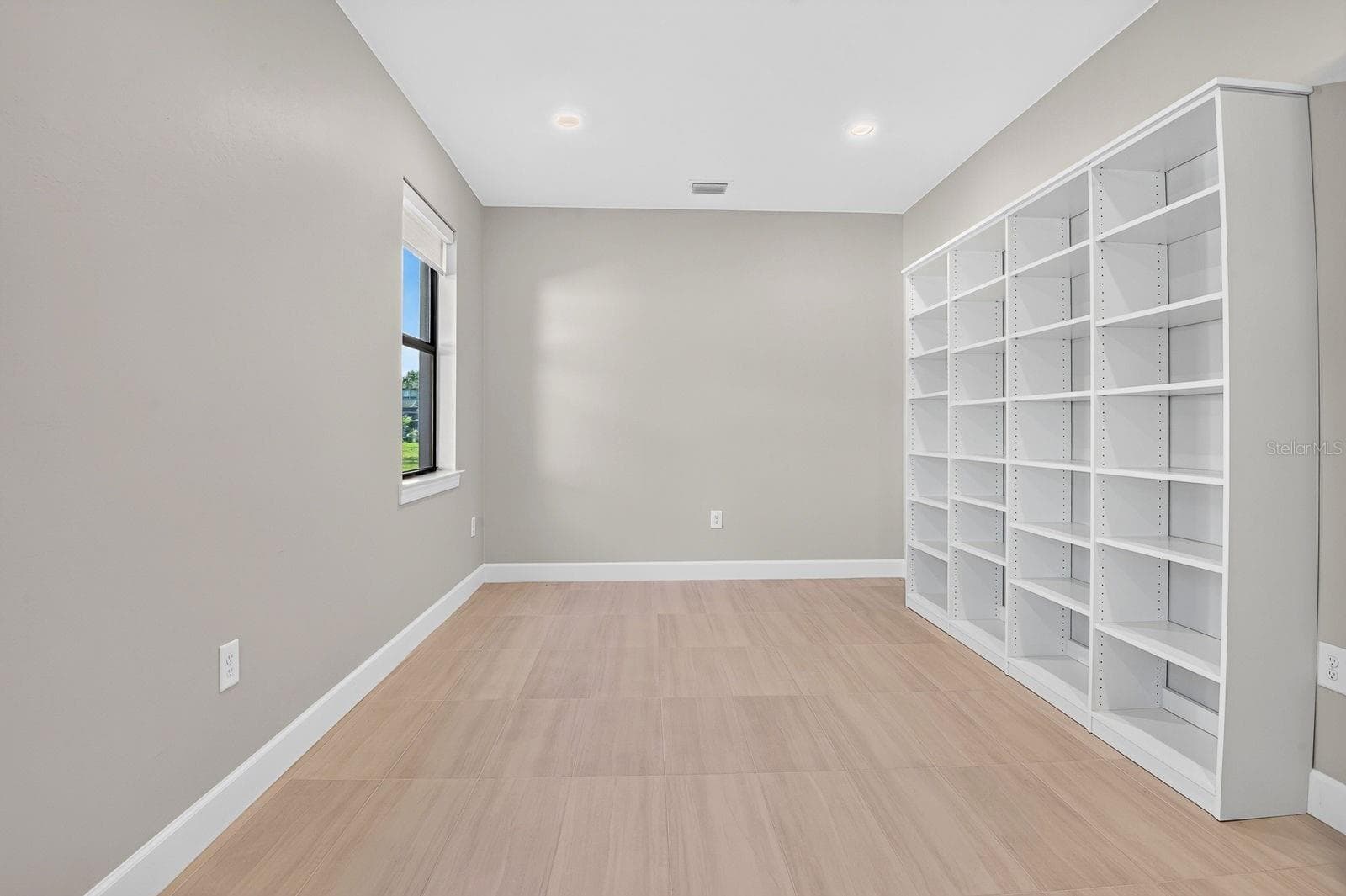 Den (first floor) - 16320 HIDDEN OAK LOOP, BRADENTON