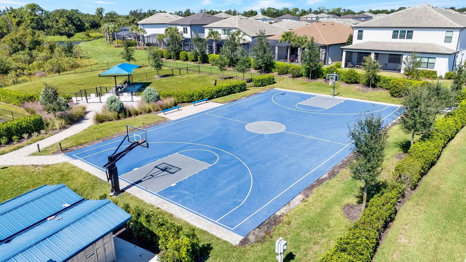 Basketball court - 16320 HIDDEN OAK LOOP, BRADENTON