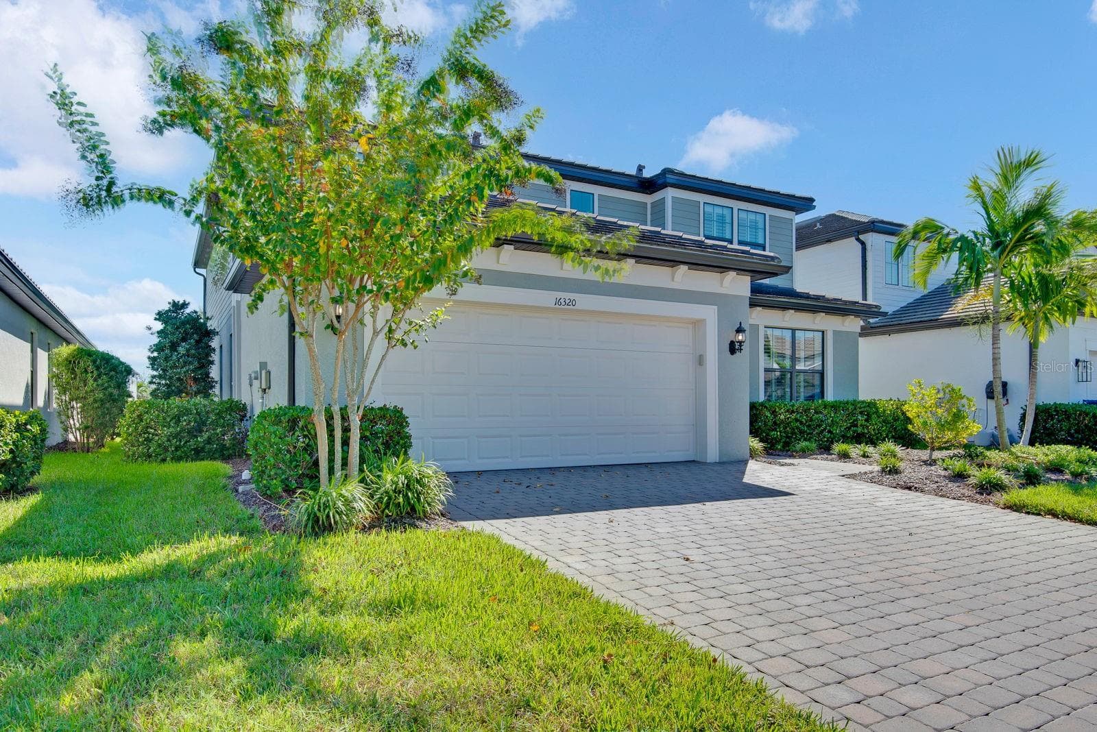 Single Family Residence at 16320 HIDDEN OAK LOOP, BRADENTON, photo 2 of 63