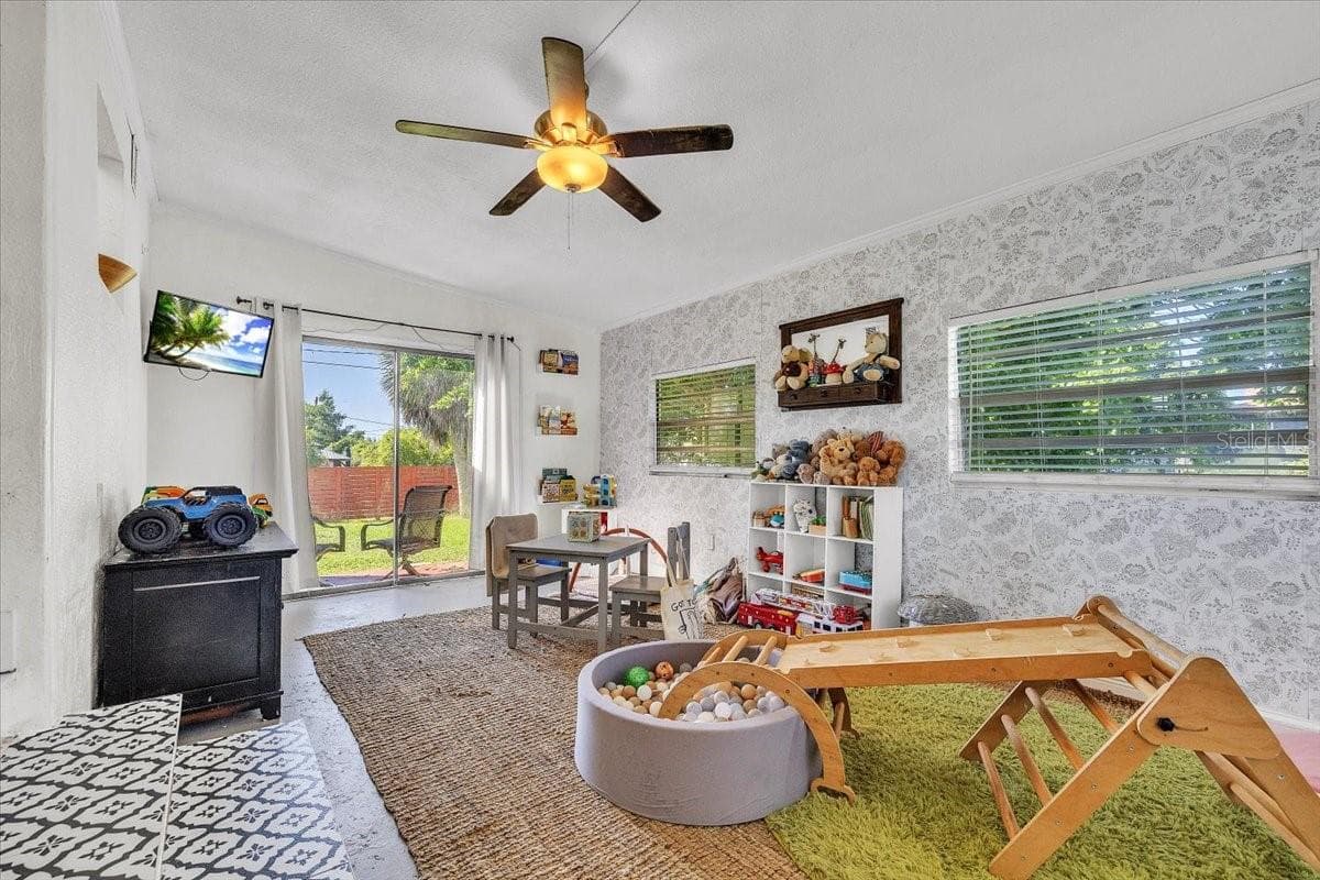 Single Family Residence at 2835 WISTERIA PL, PUNTA GORDA, photo 14 of 39
