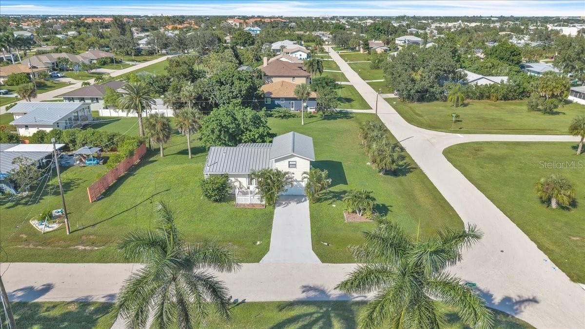 Single Family Residence at 2835 WISTERIA PL, PUNTA GORDA, photo 37 of 39