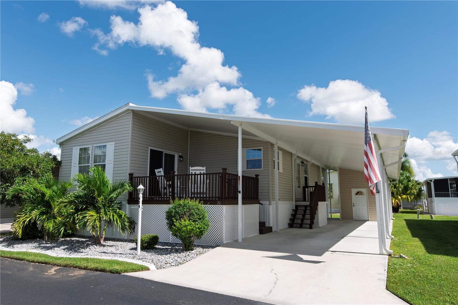 24 EMDEN CIR