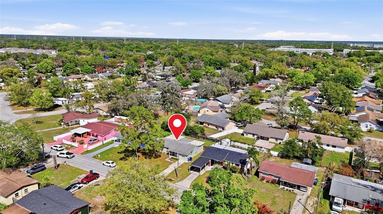 Single Family Residence at 8609 CHINABERRY DR, TAMPA, photo 14 of 32