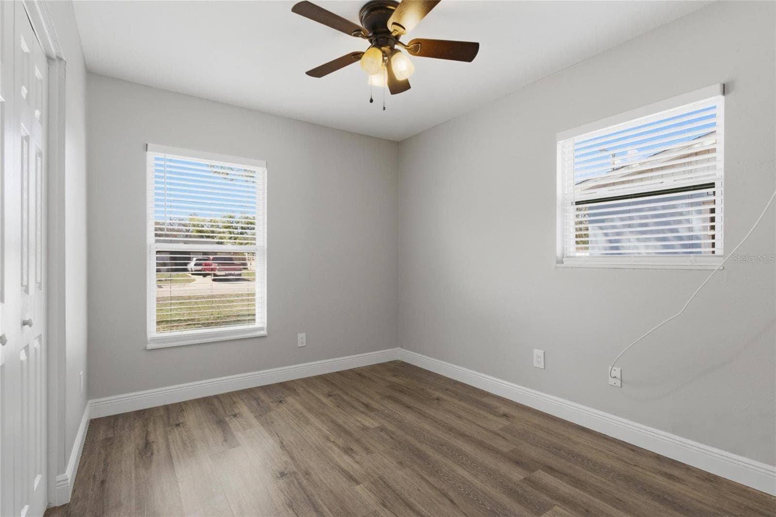 Single Family Residence at 8609 CHINABERRY DR, TAMPA, photo 30 of 32