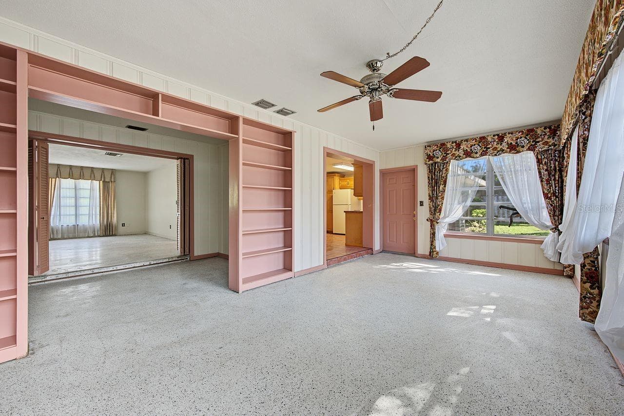 Family room - 211 DRUID HILLS RD, TEMPLE TERRACE
