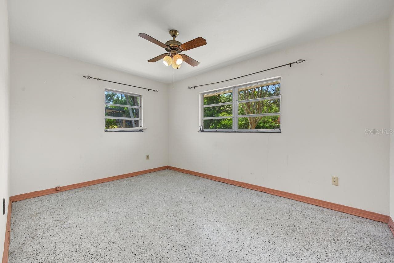 2nd bedroom - 211 DRUID HILLS RD, TEMPLE TERRACE