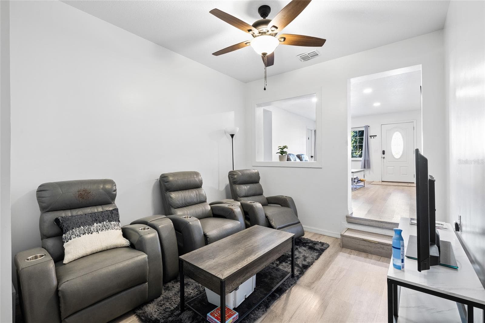 Single Family Residence at 2227 19TH ST S, ST PETERSBURG, photo 9 of 16