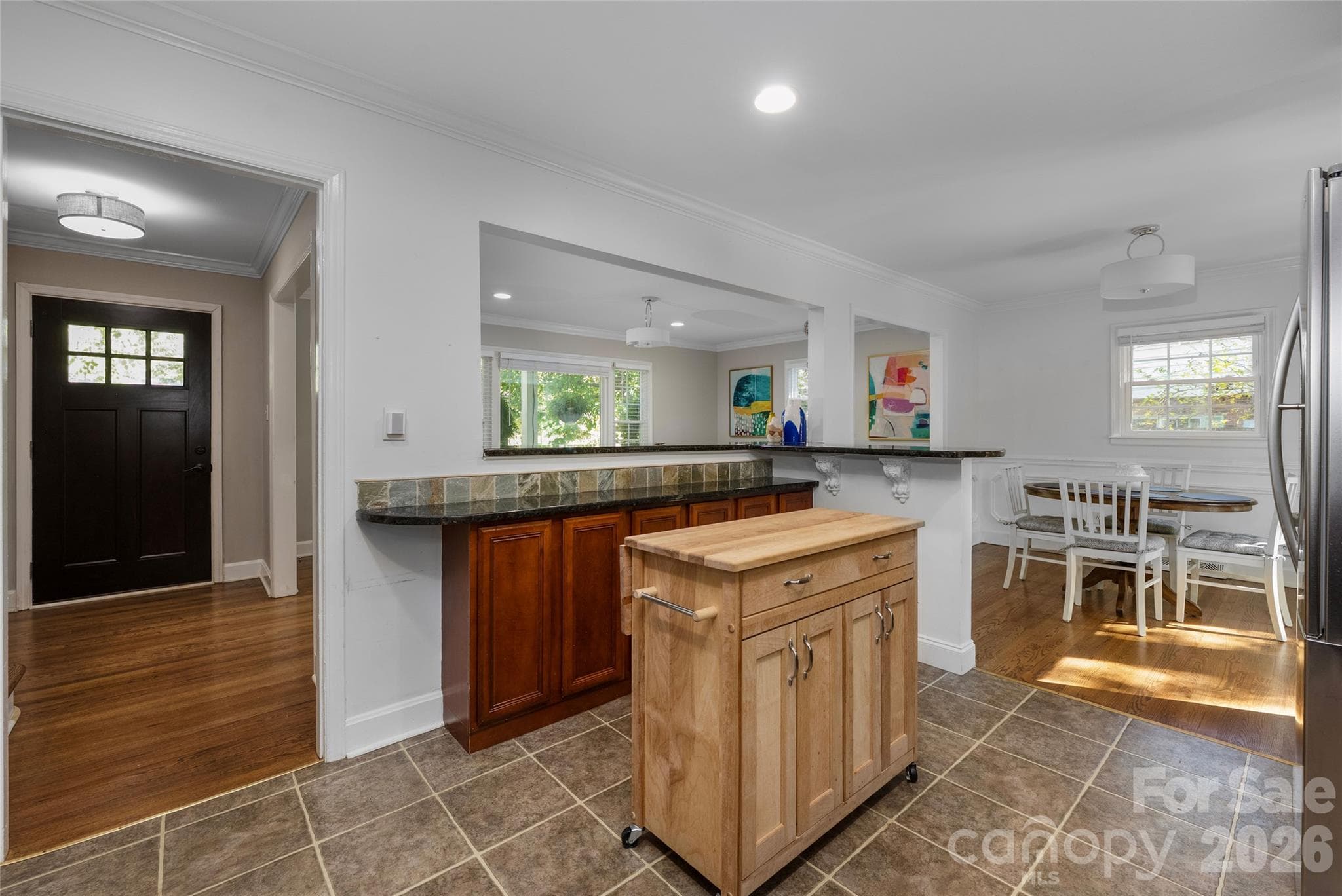 Single Family Residence at 1912 Wedgedale Drive, Charlotte, photo 13 of 45