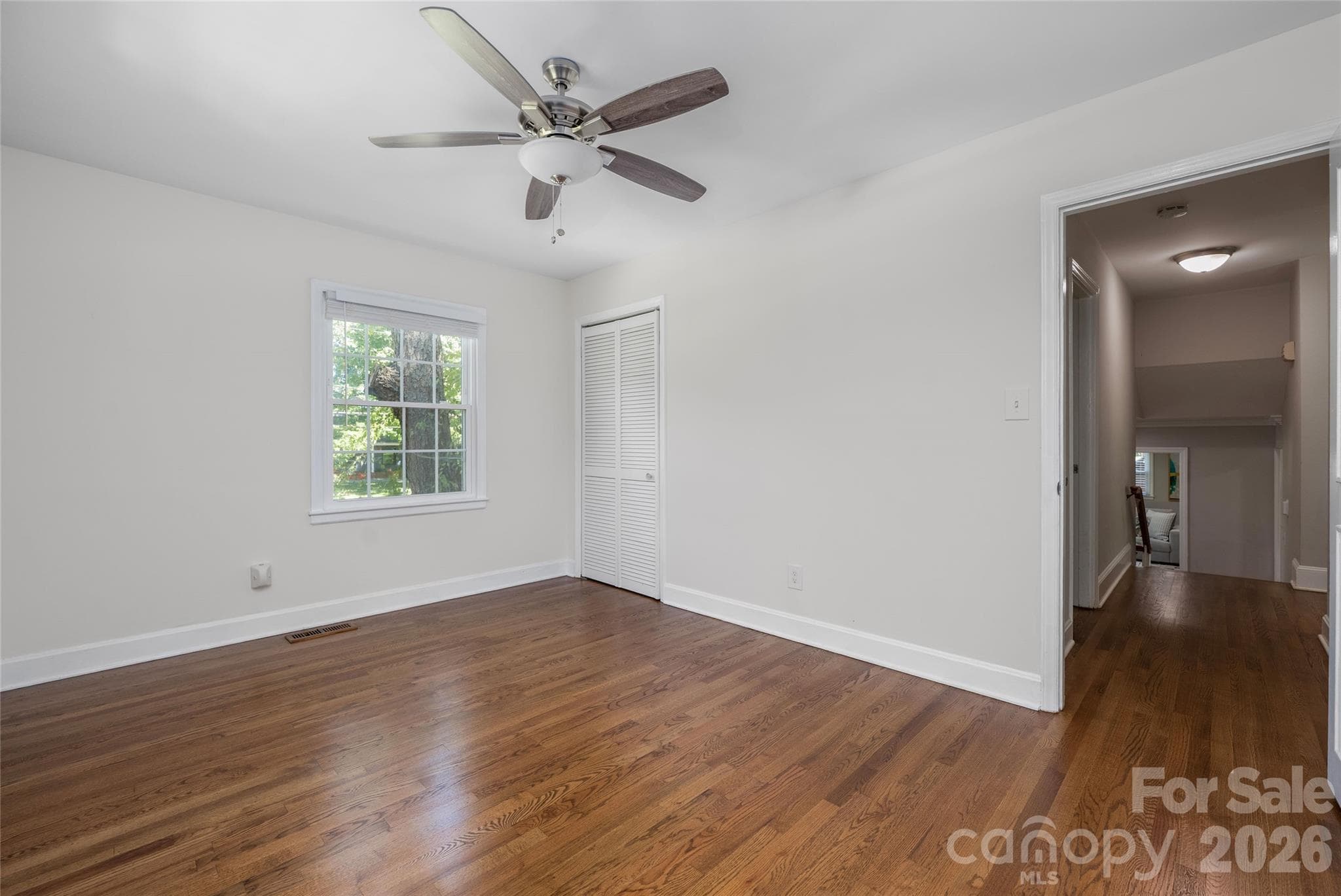 Single Family Residence at 1912 Wedgedale Drive, Charlotte, photo 32 of 45