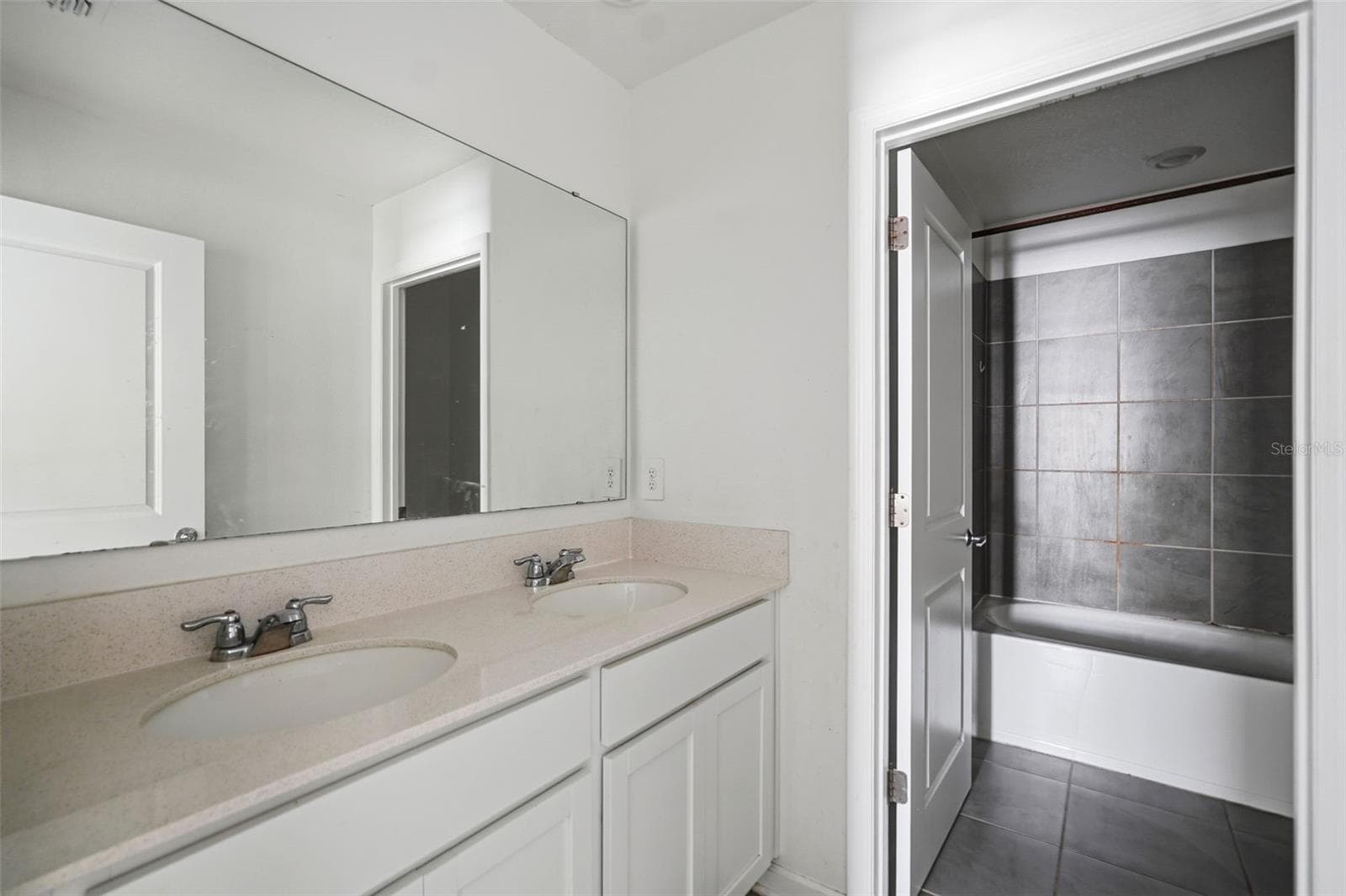 Primary Bathroom - 418 COOL SUMMER LN, DAVENPORT