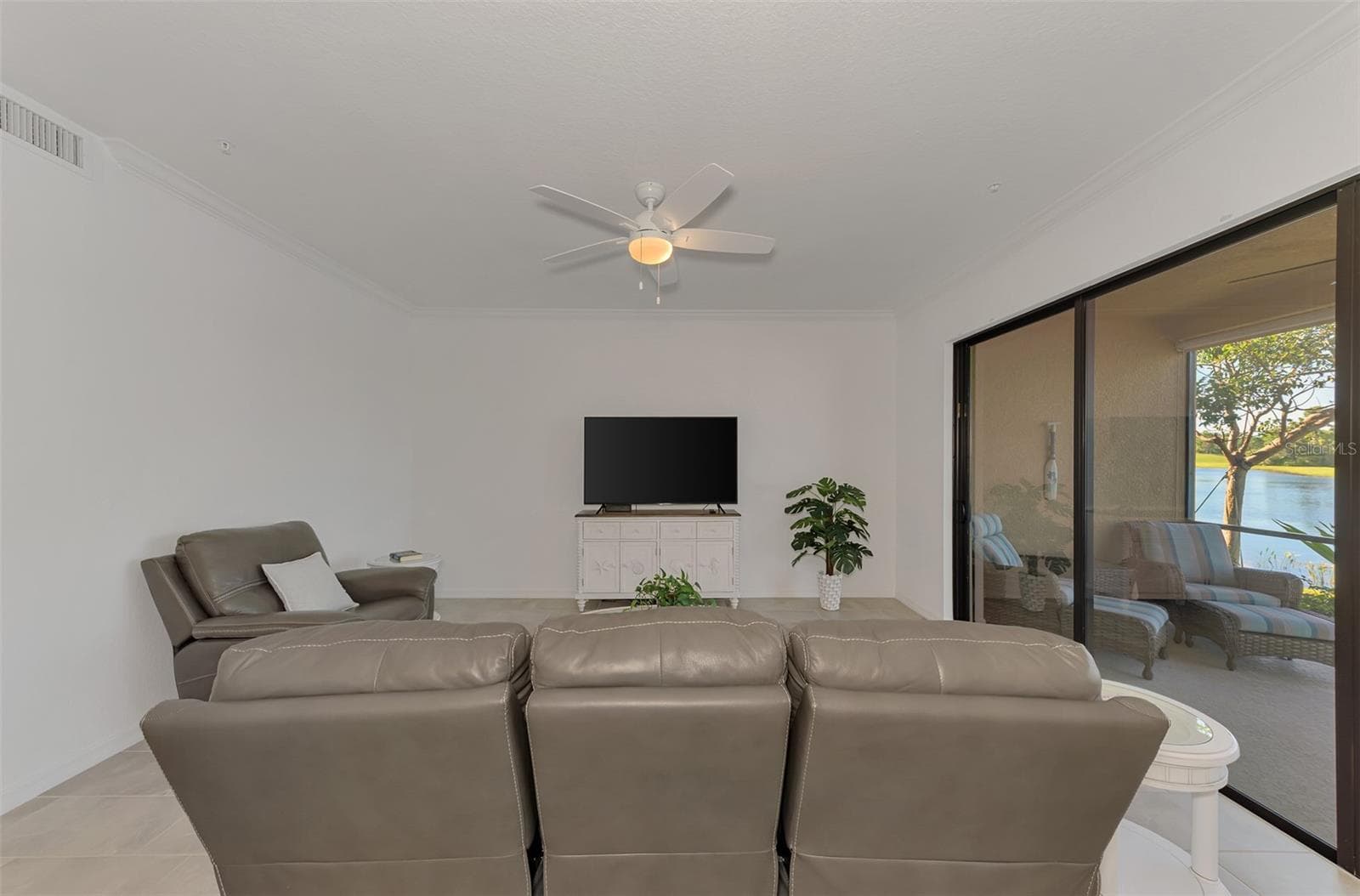 Family room - 10205 STAGGERBUSH DRIVE #102, VENICE