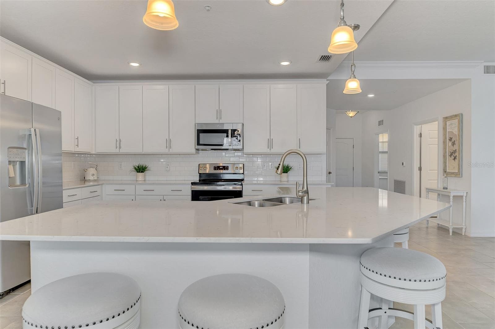 Kitchen - 10205 STAGGERBUSH DRIVE #102, VENICE