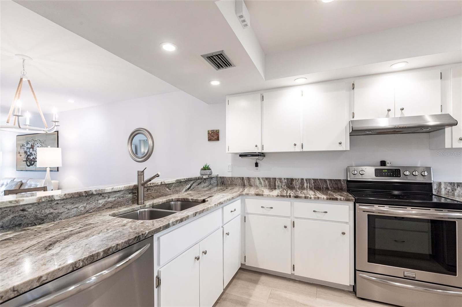 Kitchen - 7151 WOOD CREEK DR #205, SARASOTA