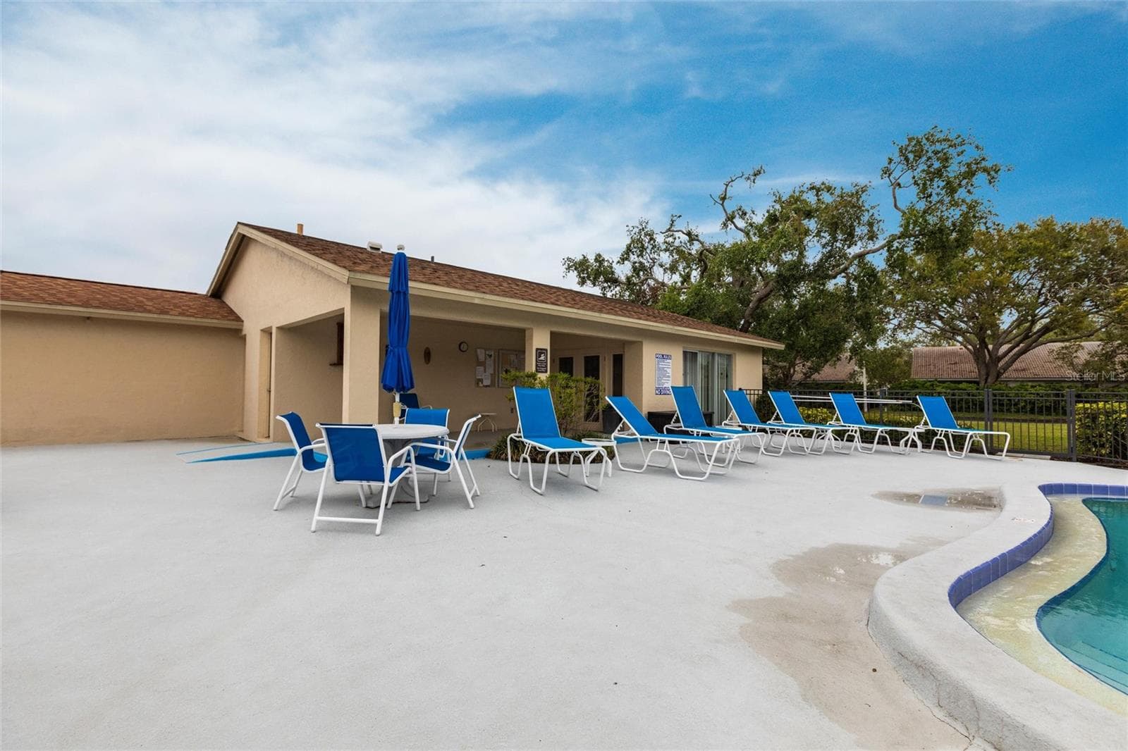 Pool and Patio - 7151 WOOD CREEK DR #205, SARASOTA
