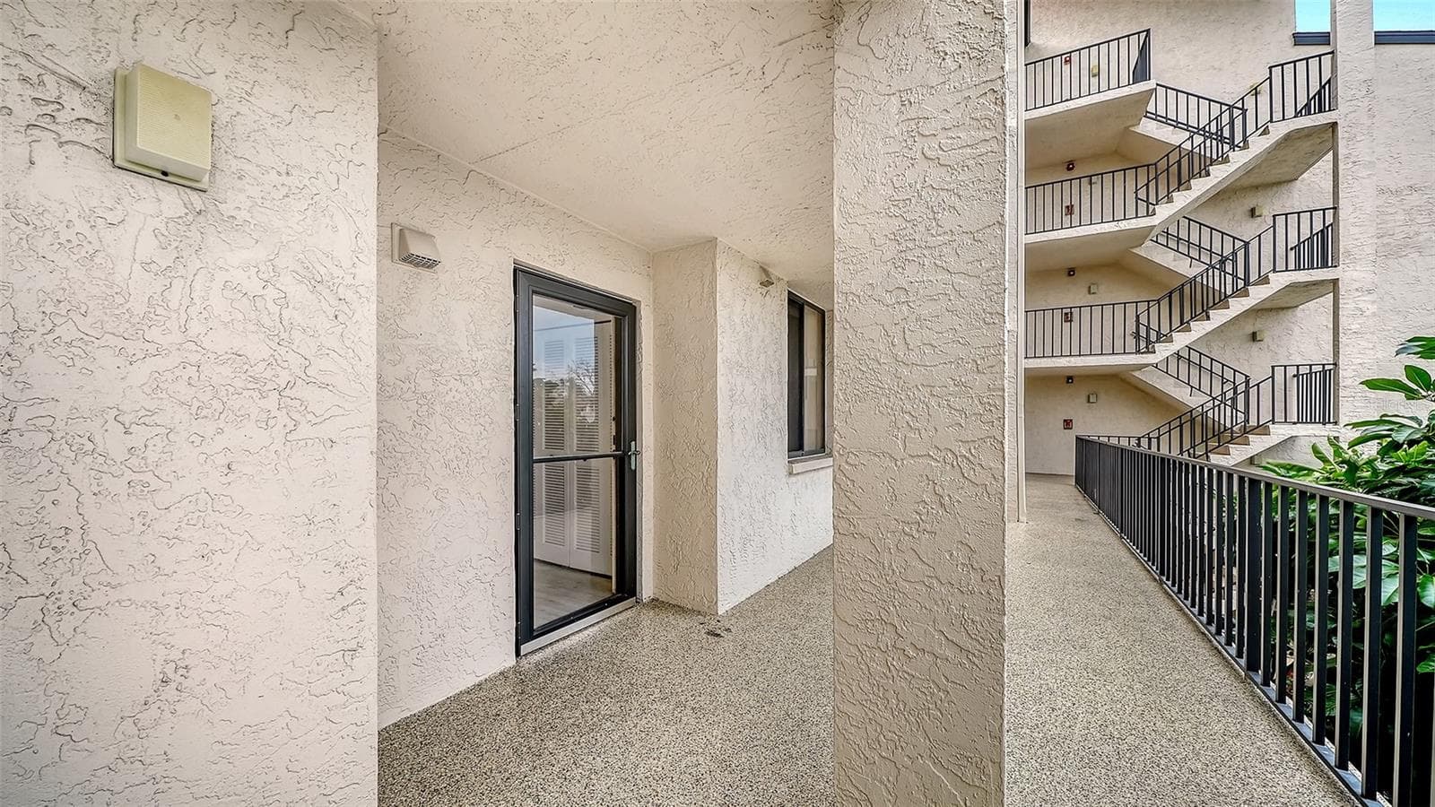 Condominium at 6287 MIDNIGHT PASS RD #103, SARASOTA, photo 3 of 36