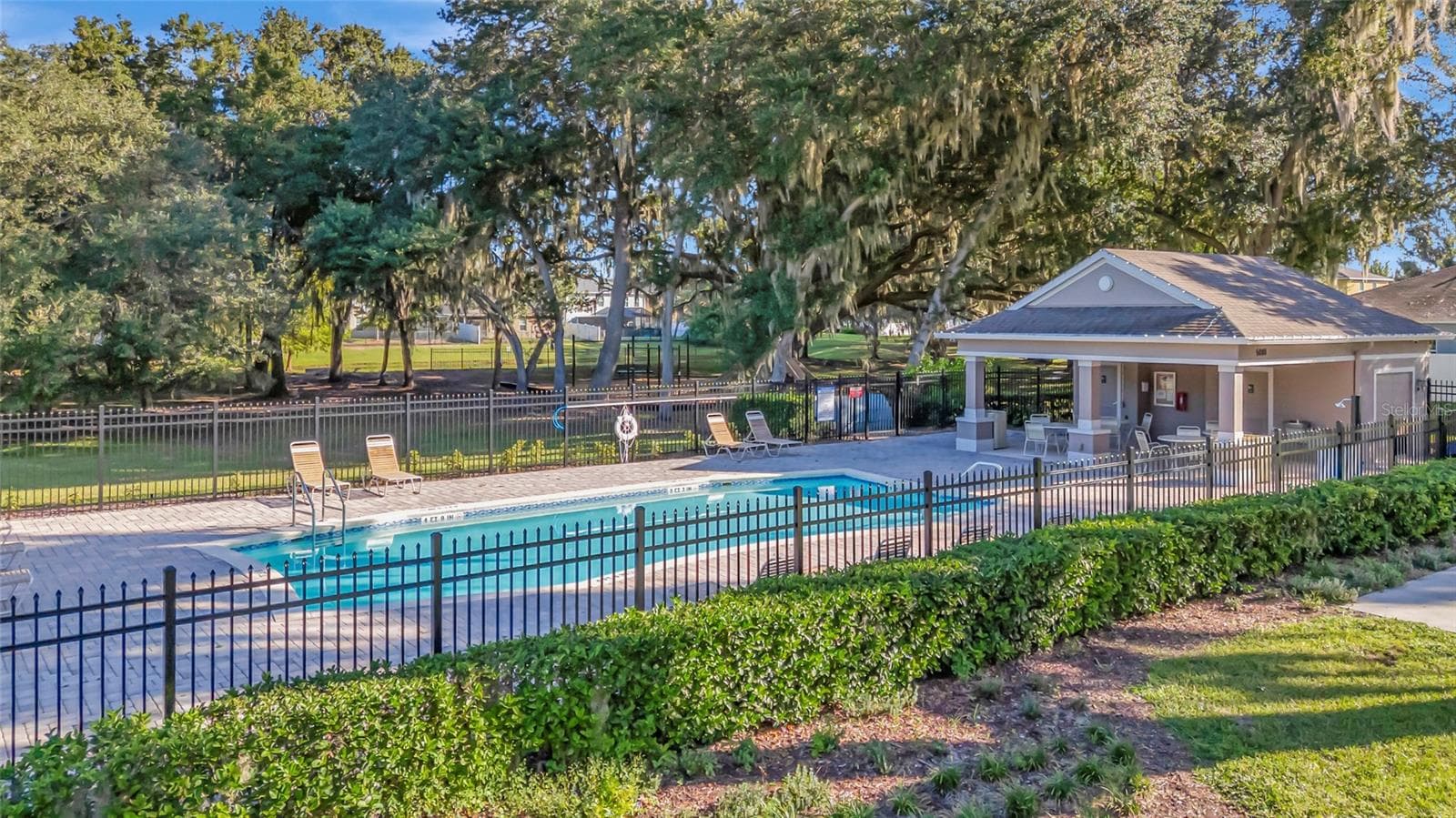 Community pool - 4877 GRASSY KNOLL DR, TAVARES