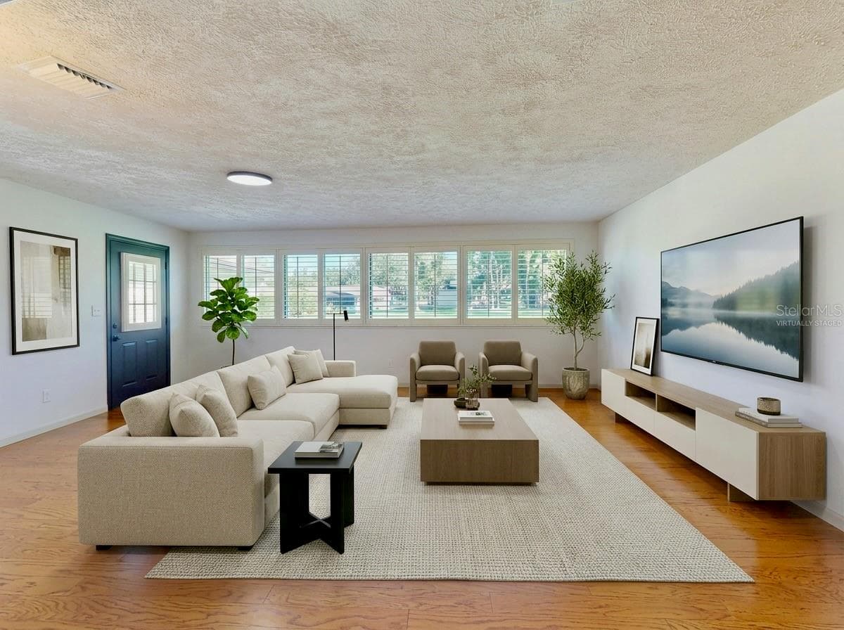 Virtually Staged - 9601 AMBLESIDE DR, WINDERMERE