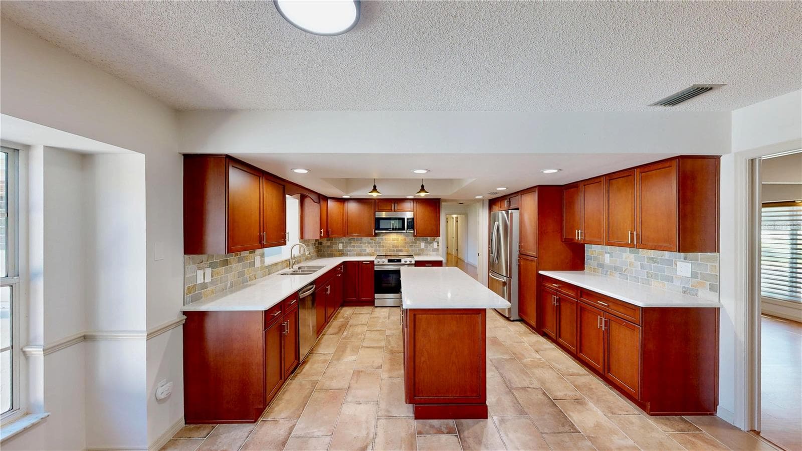 Single Family Residence at 9601 AMBLESIDE DR, WINDERMERE, photo 43 of 69