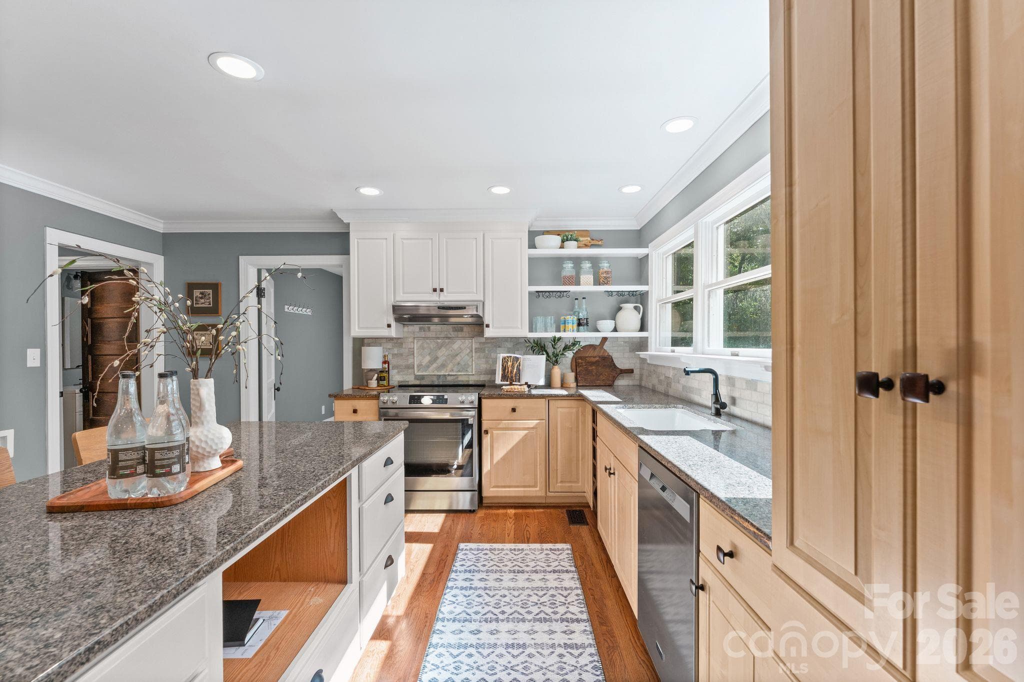 Single Family Residence at 270 Sweet Autumn Lane, Lexington, photo 16 of 45