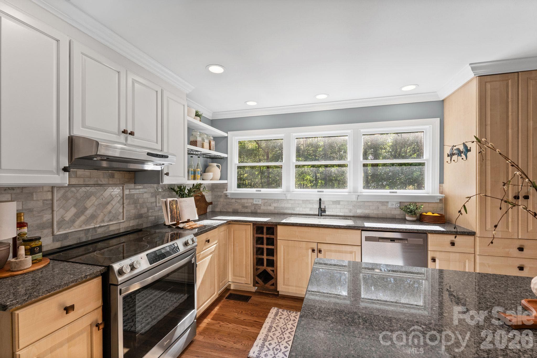 Single Family Residence at 270 Sweet Autumn Lane, Lexington, photo 18 of 45