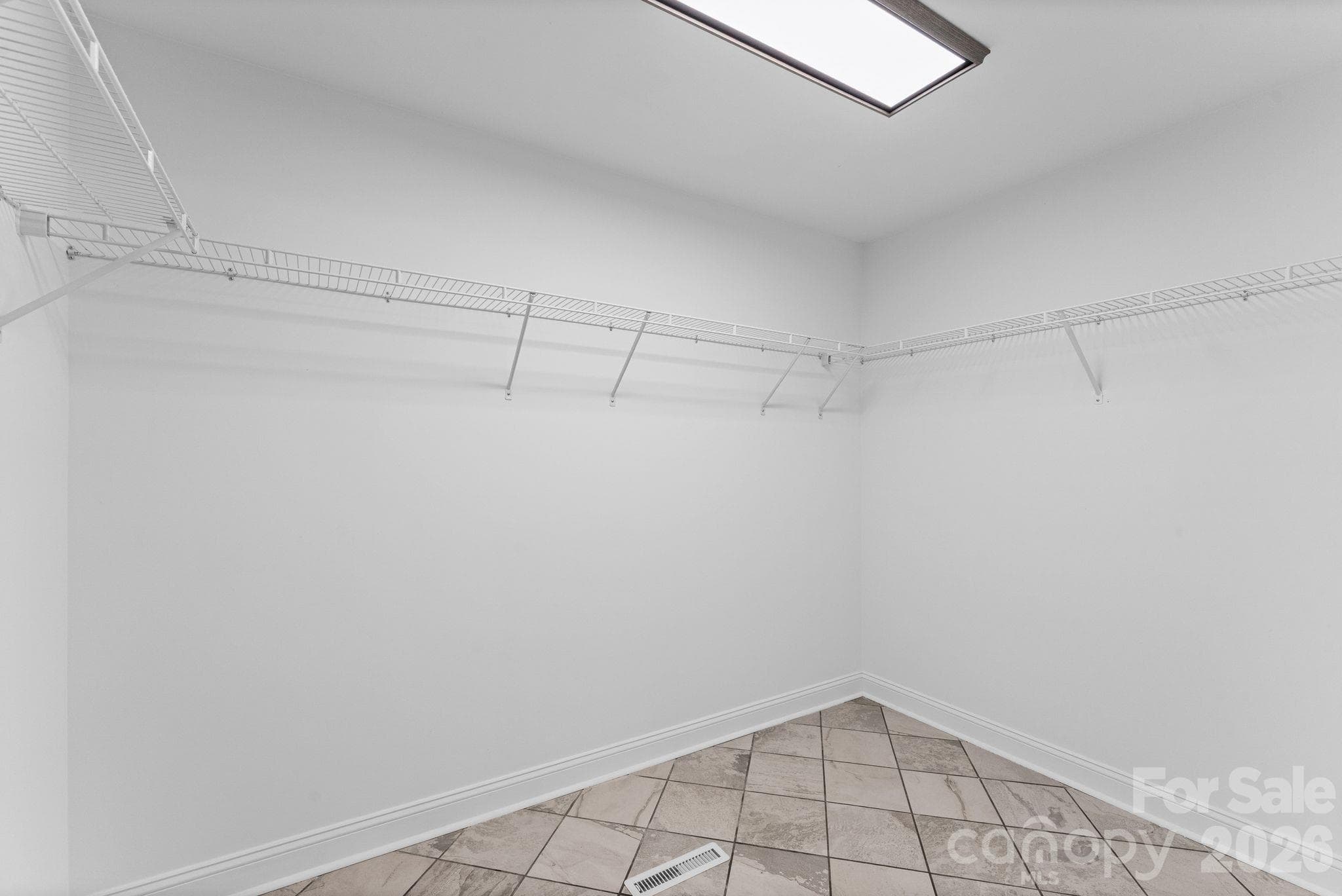 Single Family Residence at 270 Sweet Autumn Lane, Lexington, photo 24 of 45