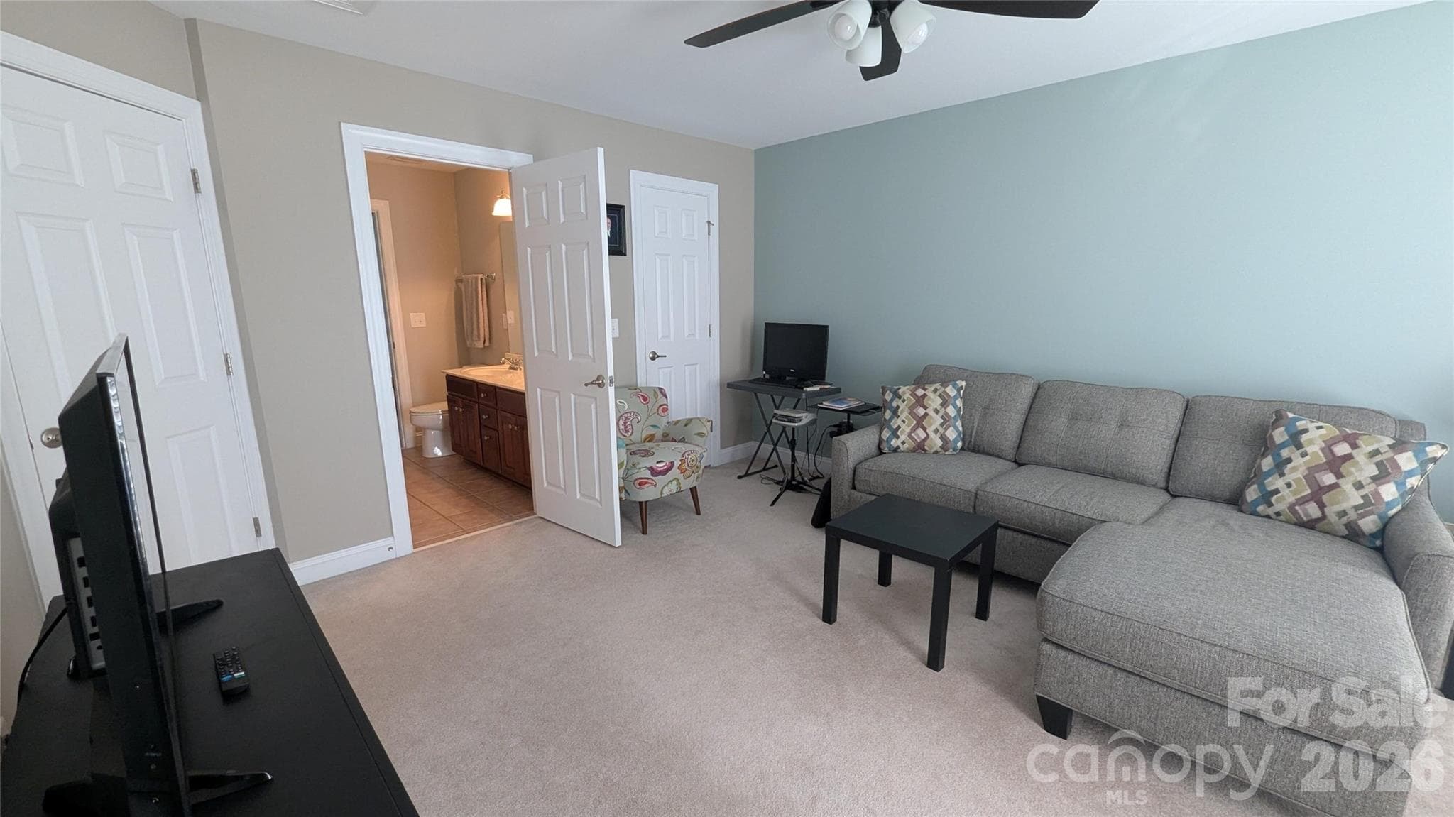 Single Family Residence at 2221 Creek View Court, Fort Mill, photo 26 of 35