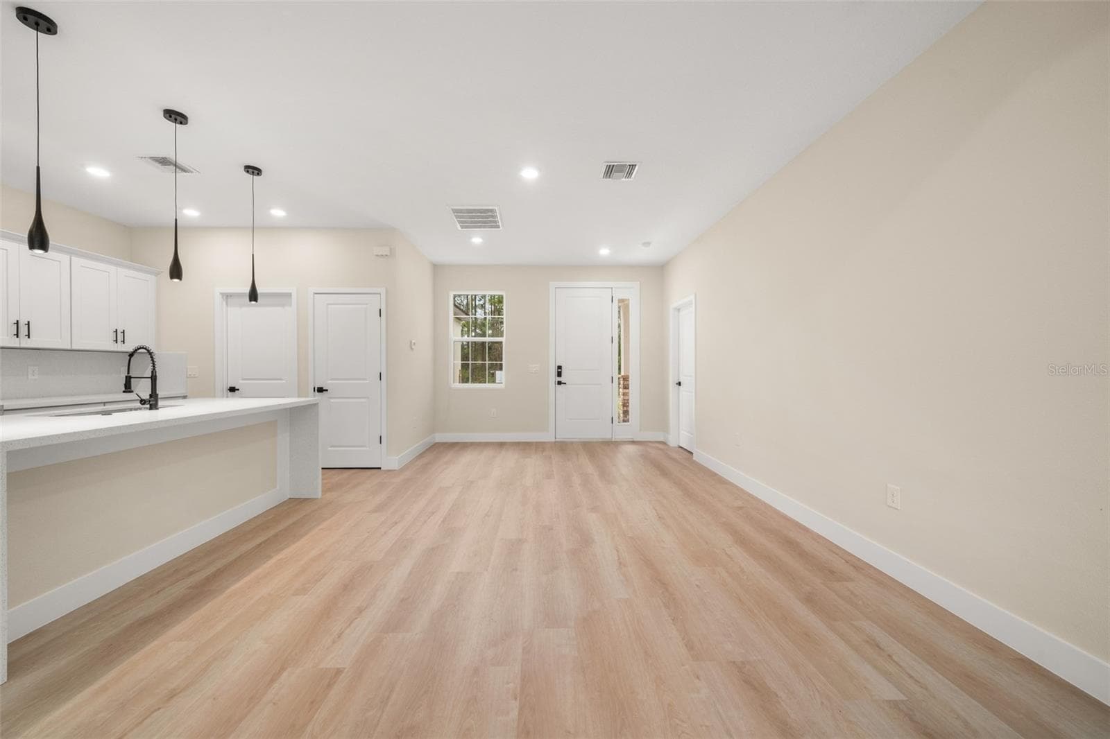 Entrance - 9107 OVIEDO ST, SEBRING
