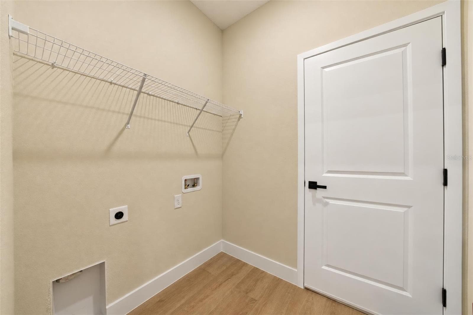 Laundry - 9107 OVIEDO ST, SEBRING