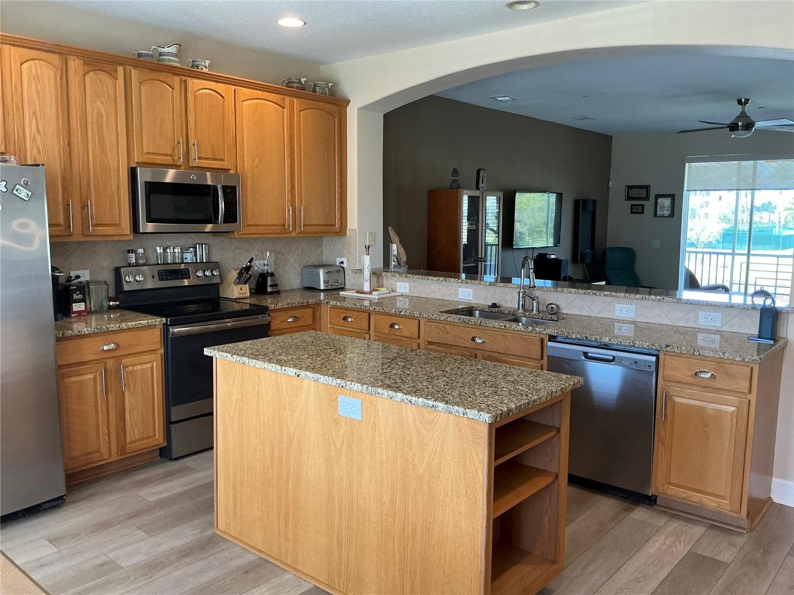Townhouse at 7252 CONCH BLVD, SEMINOLE, photo 12 of 73