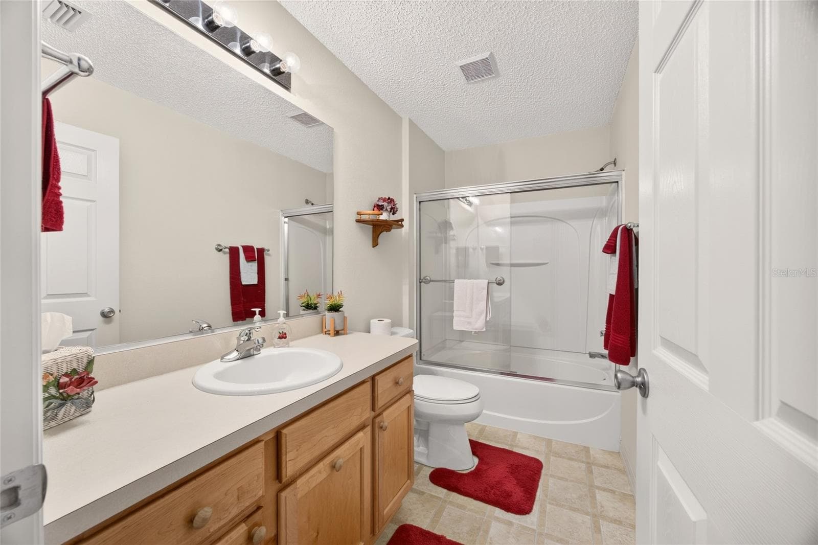 Single Family Residence at 3401 NEW HOPE PL, THE VILLAGES, photo 35 of 53
