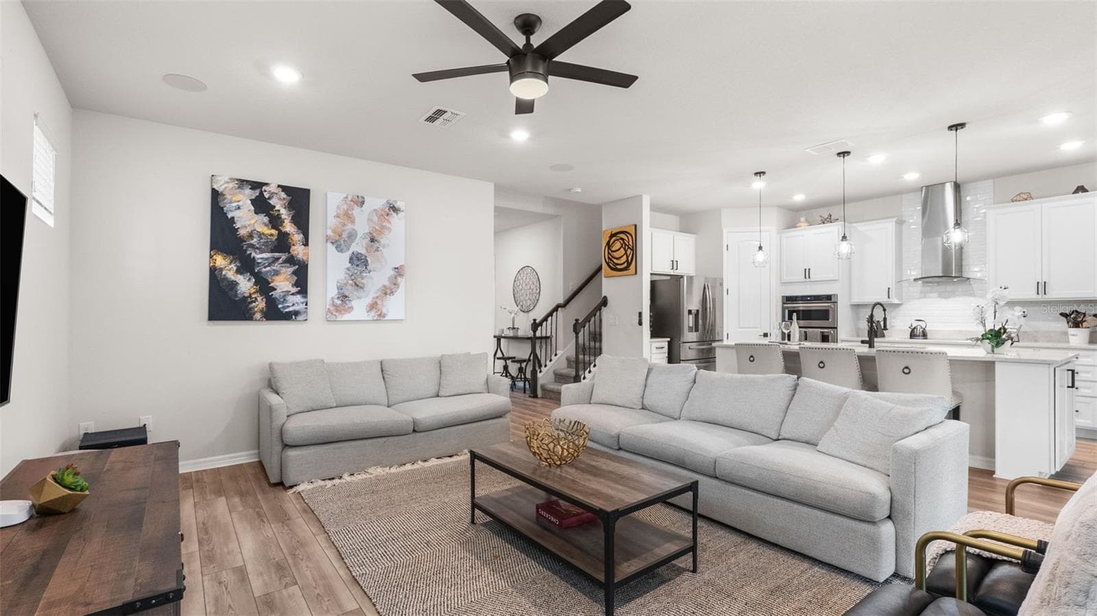 Living Room - 19234 MOSSY PINE DR, TAMPA