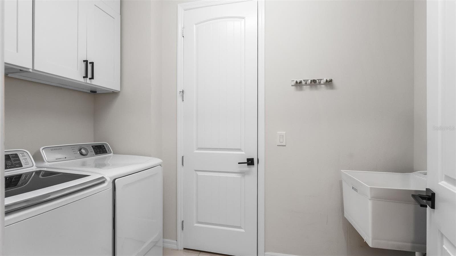 Laundry Room - 19234 MOSSY PINE DR, TAMPA