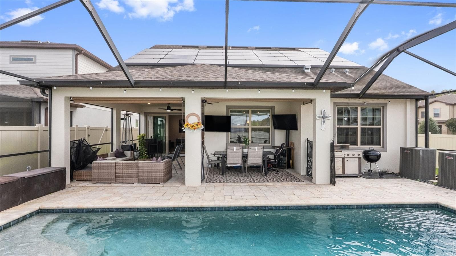 Lanai: Covered Seating Areas - 19234 MOSSY PINE DR, TAMPA