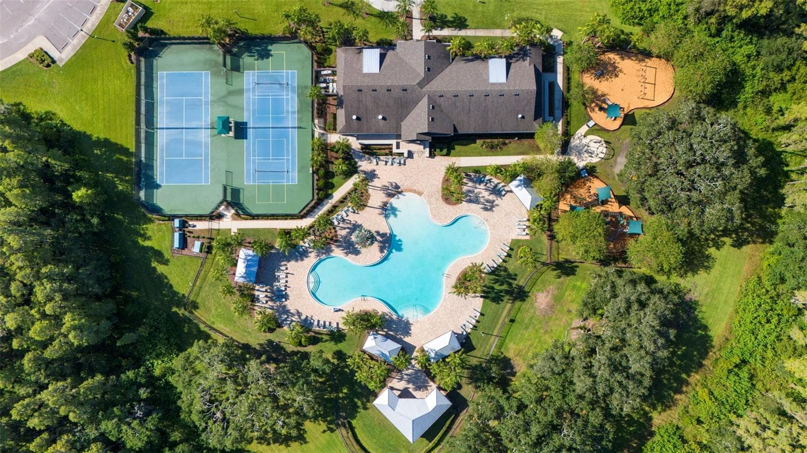 K-Bar Ranch Amenities - 19234 MOSSY PINE DR, TAMPA