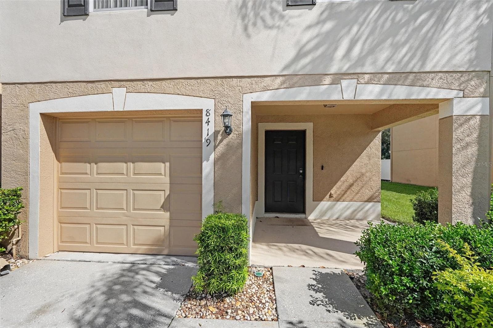 Townhouse at 8419 EDGEWATER PLACE BLVD, TAMPA, photo 4 of 33