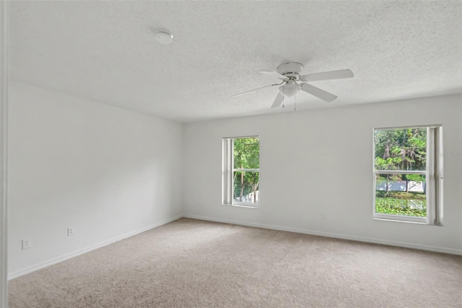 Townhouse at 8419 EDGEWATER PLACE BLVD, TAMPA, photo 23 of 33