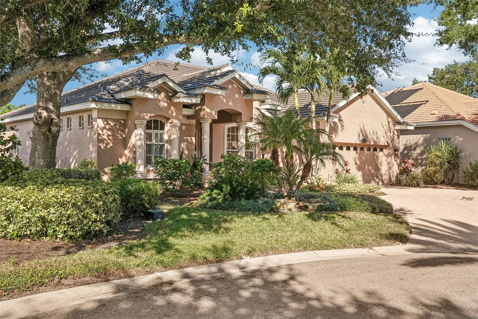 Single Family Residence at 618 WILD PINE WAY, VENICE, photo 2 of 91