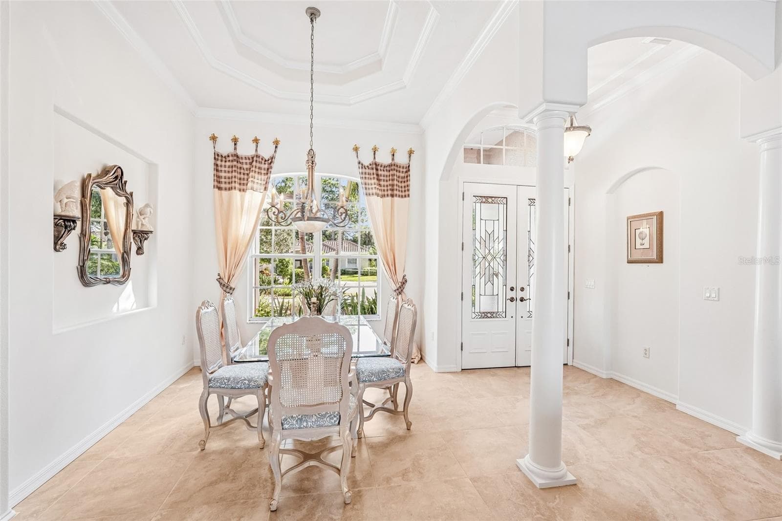 Single Family Residence at 618 WILD PINE WAY, VENICE, photo 10 of 91