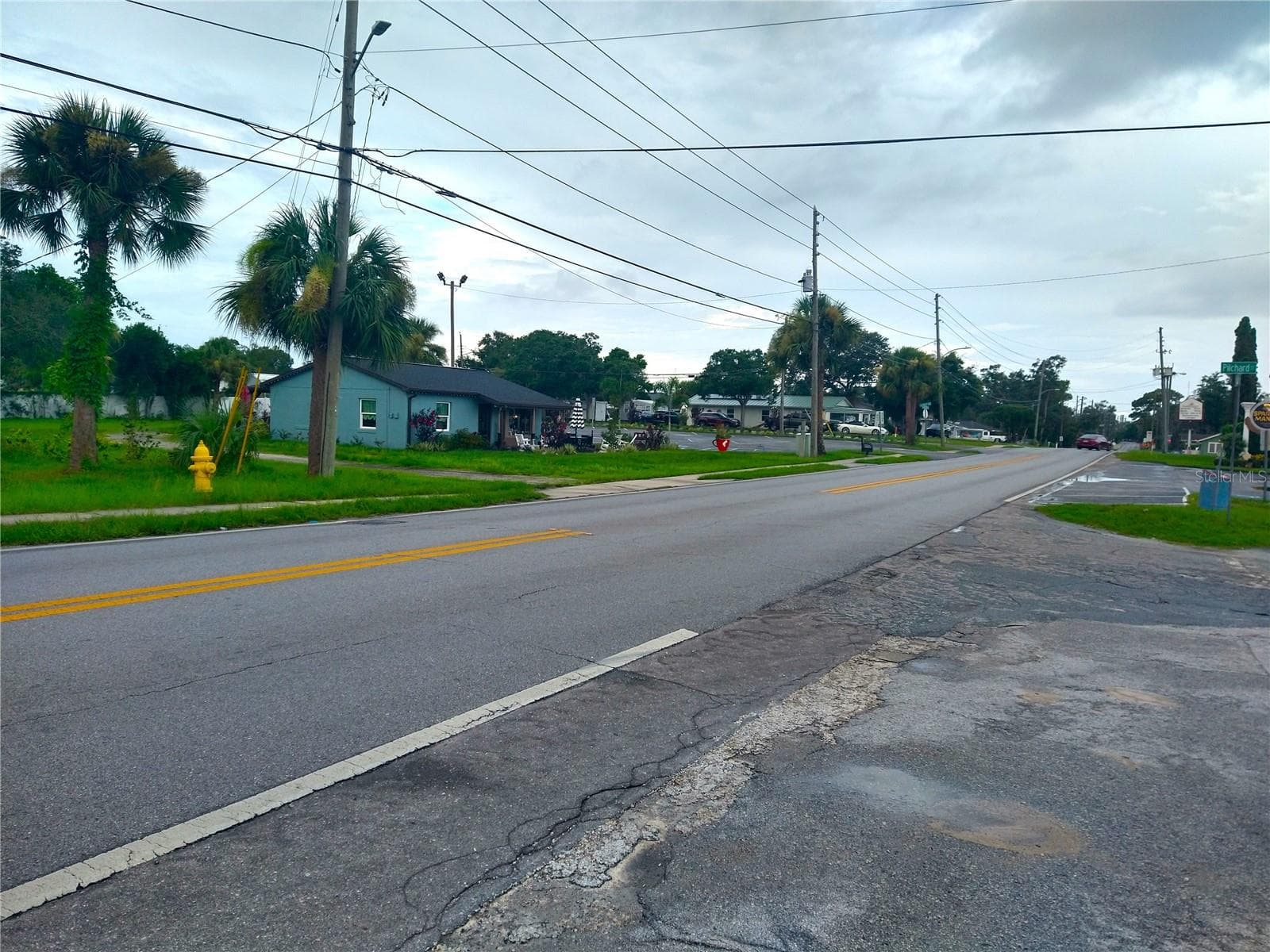 Restaurant at 6143 MASSACHUSETTS AVE, NEW PORT RICHEY, photo 6 of 34