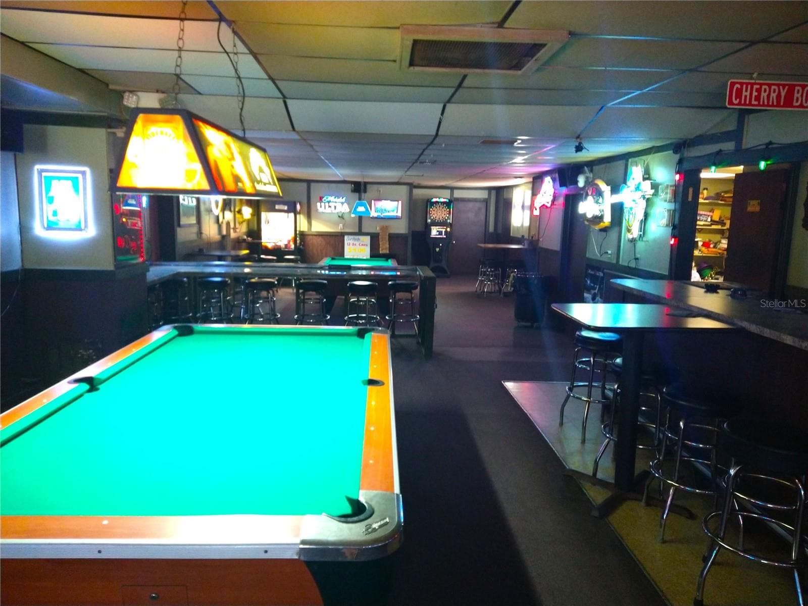 Restaurant at 6143 MASSACHUSETTS AVE, NEW PORT RICHEY, photo 17 of 34