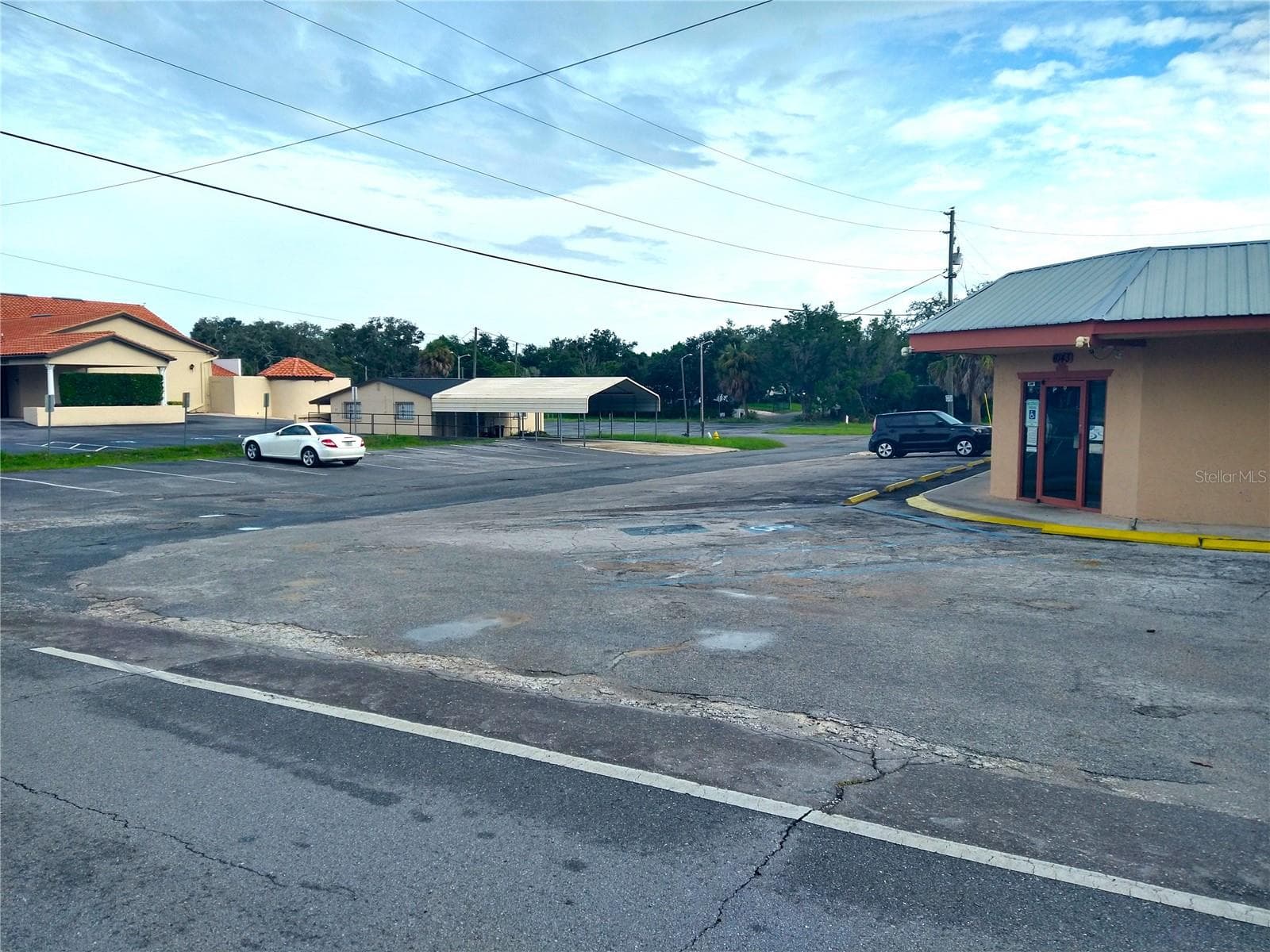Restaurant at 6143 MASSACHUSETTS AVE, NEW PORT RICHEY, photo 28 of 34