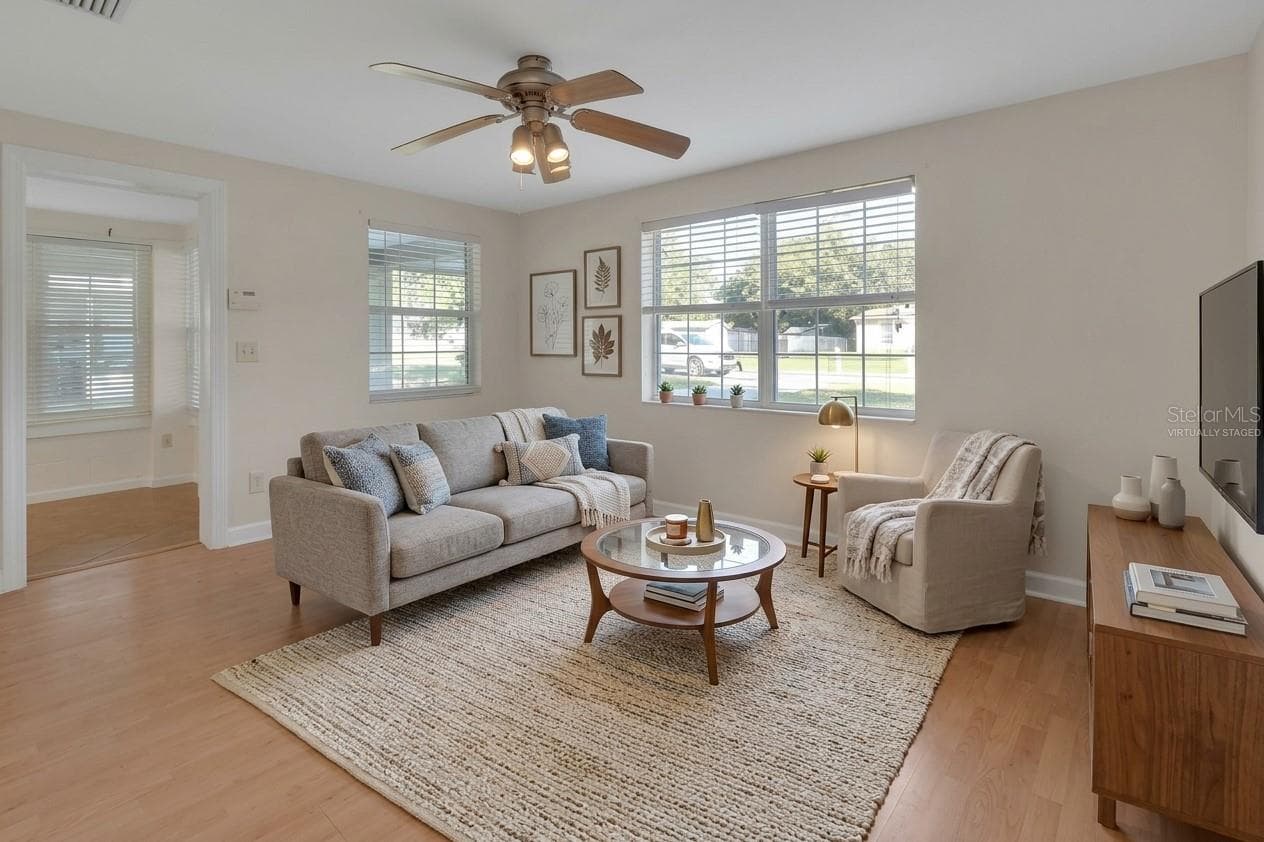 Virtually staged living room - 147 LUCERNE DR, DEBARY