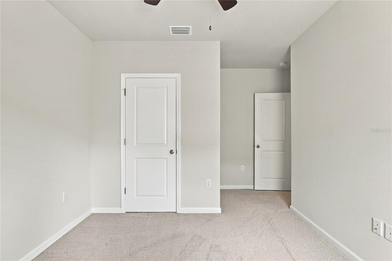 3rd Bedroom View with Closet and Doorway open - 17973 DAIRY FARM CT, LAND O LAKES