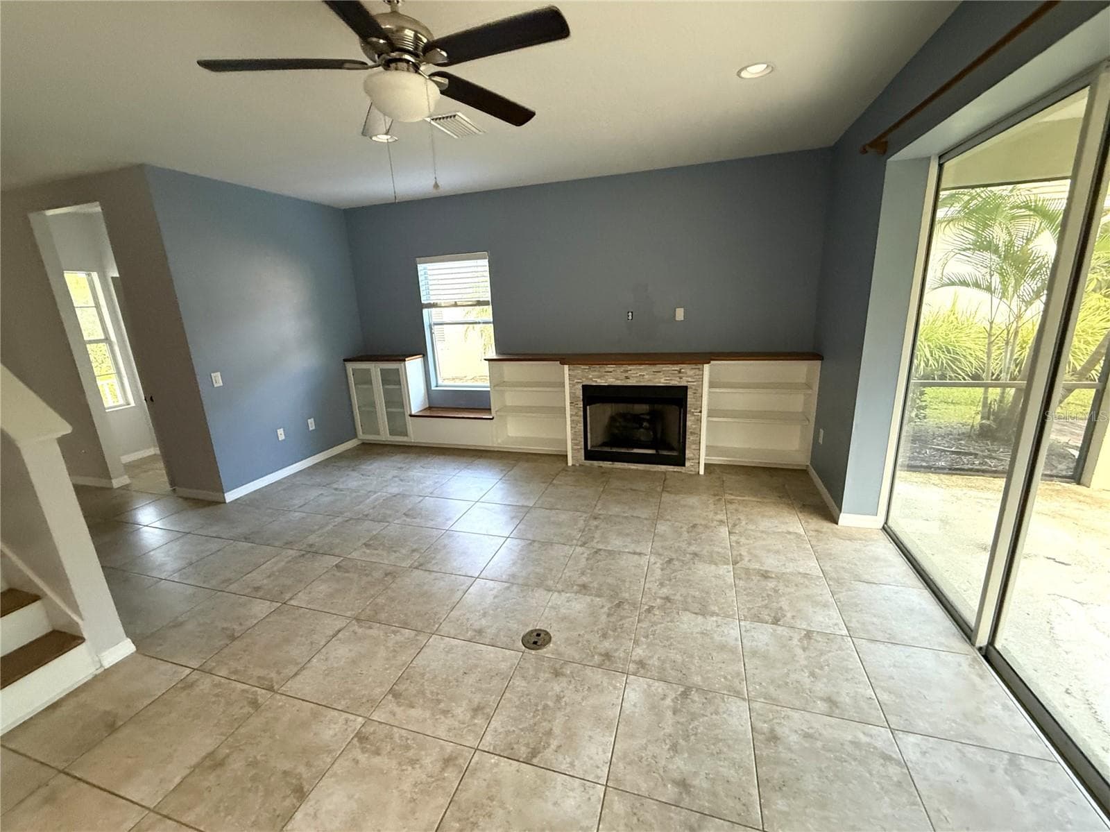Single Family Residence at 12196 ALACHUA LN, VENICE, photo 2 of 22