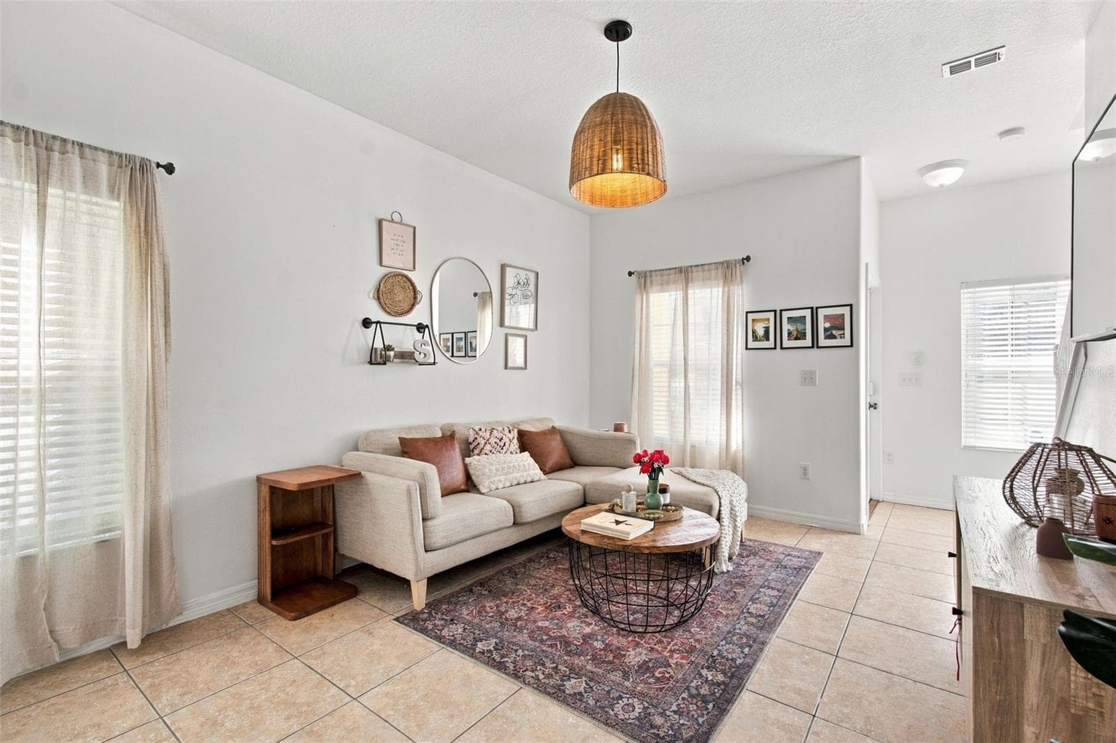 Townhouse at 8524 GABLEBEND WAY, TAMPA, photo 15 of 52